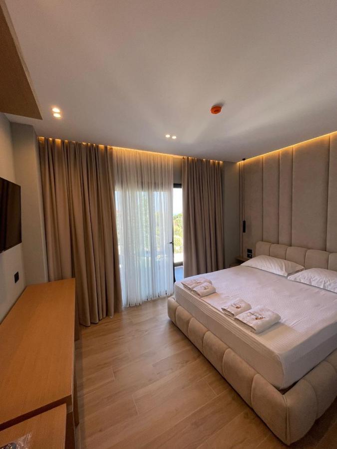 Absolute Hotel Ksamil Esterno foto